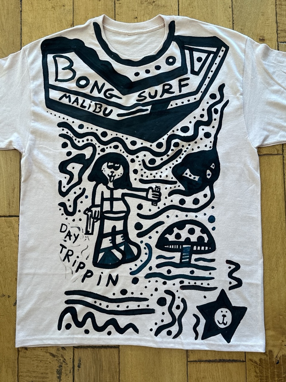 Surf Malibu Graphic Tee - White & Black